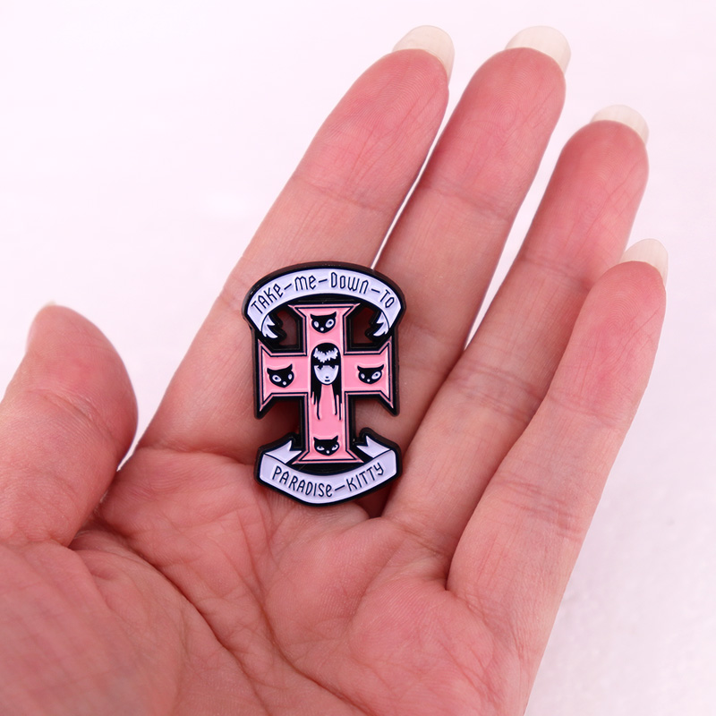 Pin de esmalte con insignia de - Paradise Jewelry & Watches Llc reseña y precio